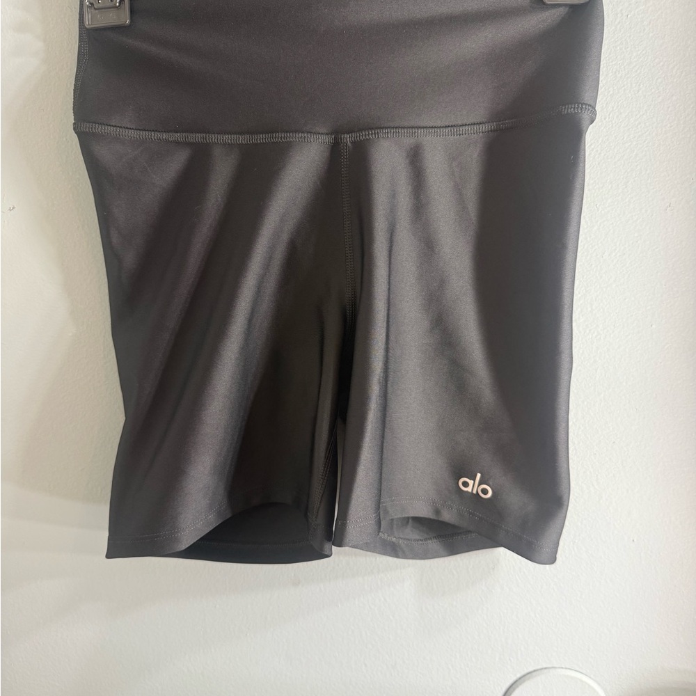 ALO Yoga Women's Charcoal Bike Shorts
